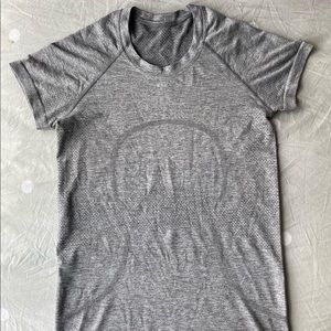 grey lululemon swiftly tech!
